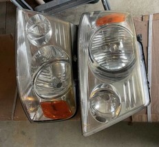 2 Headlights Ford F150 Lariat 2005 - $41.58