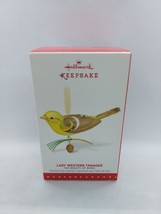 Hallmark Keepsake Birds &quot;Lady Western Tanager&quot; 2015 Limited Edition yell... - £31.64 GBP