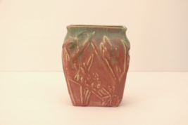 Muncie Pottery Green on Lavender Katydid Vase 1929 - £194.45 GBP