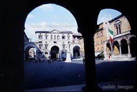 1967 Piazza Signori Dante Statue Logia De La Gioconda Verona Kodachrome Slide - £2.76 GBP