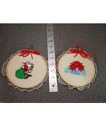 2 Vintage Christmas Wall Hanging Embroidery Hoop Santa w/ Presents &amp; Poi... - £10.46 GBP