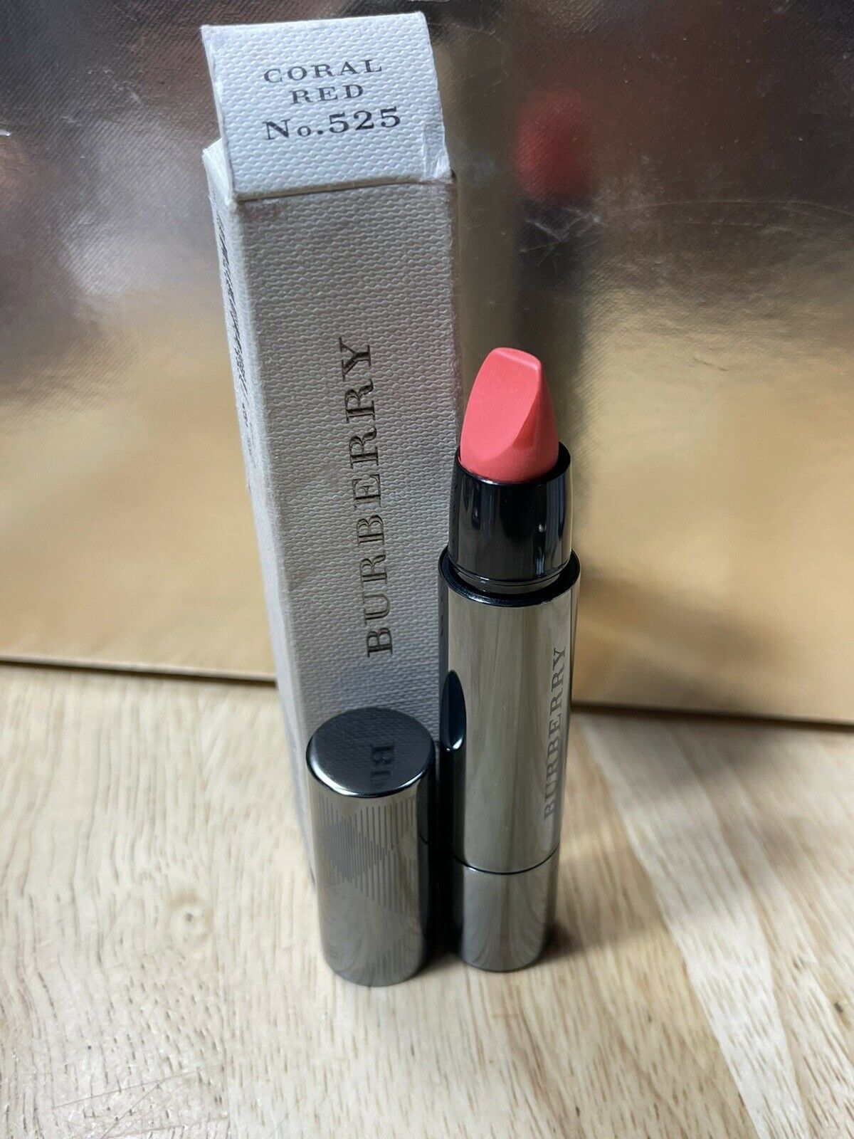 Burberry full kisses lipstick sale