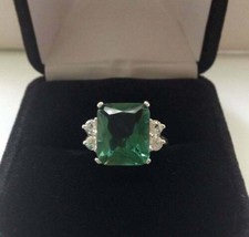925 Sterlingsilber Zertifiziert 4 Karat Smaragd Cubic Zirkonia Kissen Form Ring - £82.32 GBP