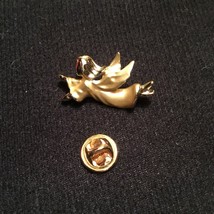 Vintage Poke a Dot Small Gold Tone Angel Pin Hat Pin-Brooch-Lapel-Tie - $9.50