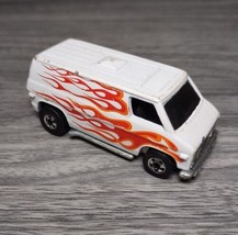 Hot Wheels Vintage 1980&#39;s Super Van White with Flames Metal Base Blackwalls - $22.46