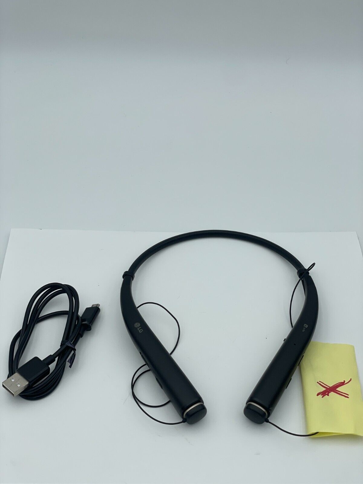 LG Pro HBS-780 In-Ear Bluetooth Wireless Headphones Black Left Side NOT Working - $24.95