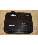 InFocus IN104 DLP Projector w/ power cord, and VGA cable 289 Lamp hours - $925.70 MXN