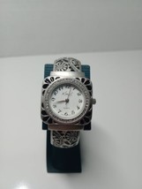 Kim Rogers Women&#39;s Bracelet Style Silver Toned Watch Tested - $10.88