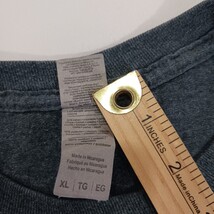 Gildan Ultra Cotton WILD WEST SHOOTOUT Mens Green Graphic T-Shirt Long Sleeve XL image 5