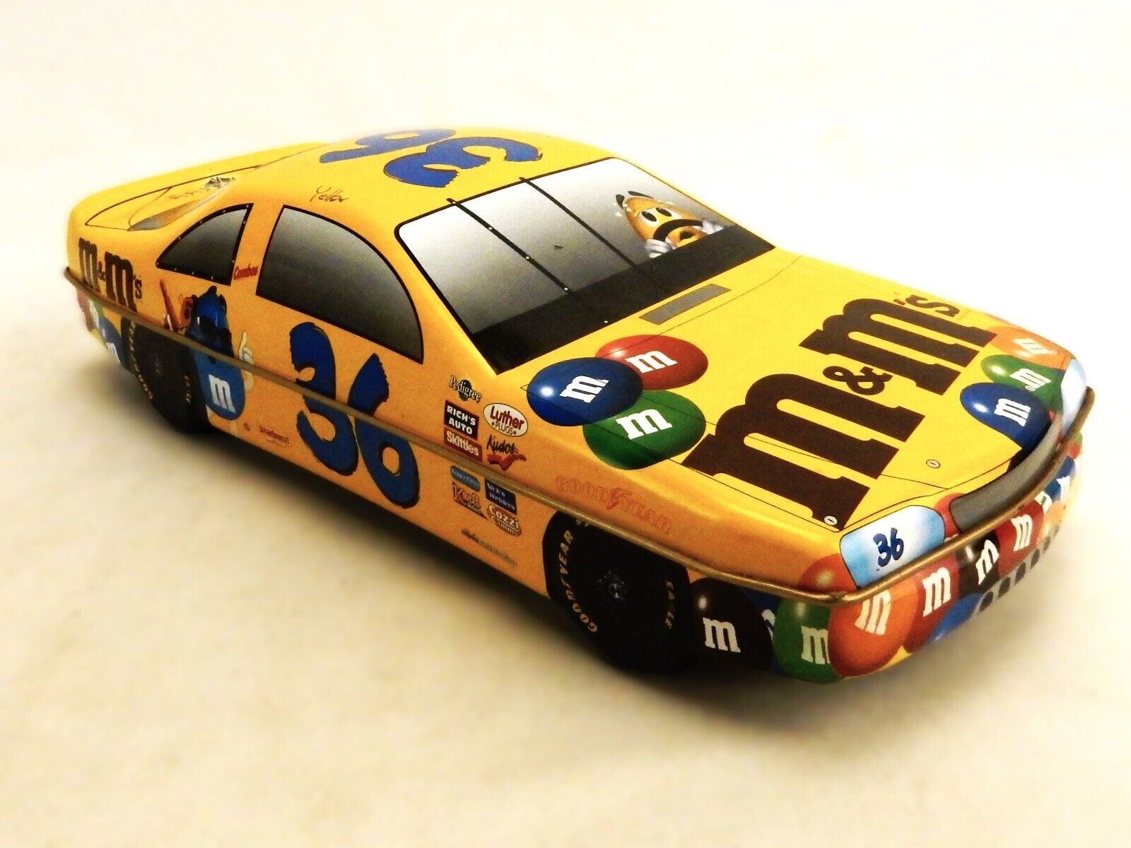 M&amp;M&#39;s Vintage Metal Race Car #36 Storage Box, Yellow Character, W/Bag of... - $14.65