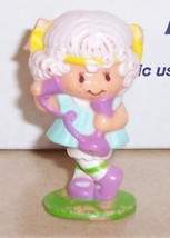 1980 Kenner Miniature PVC figure Strawberry Shortcake Angle Cake On phone - $15.15