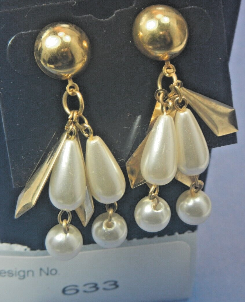 Vintage  1970's- 1980's Style Fashion Earrings  #633 - £9.34 GBP