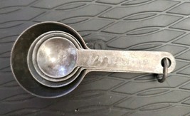 Vintage Aluminum Metal Nesting Round  Measuring Spoons USA Set of 4 On Ring - £6.22 GBP