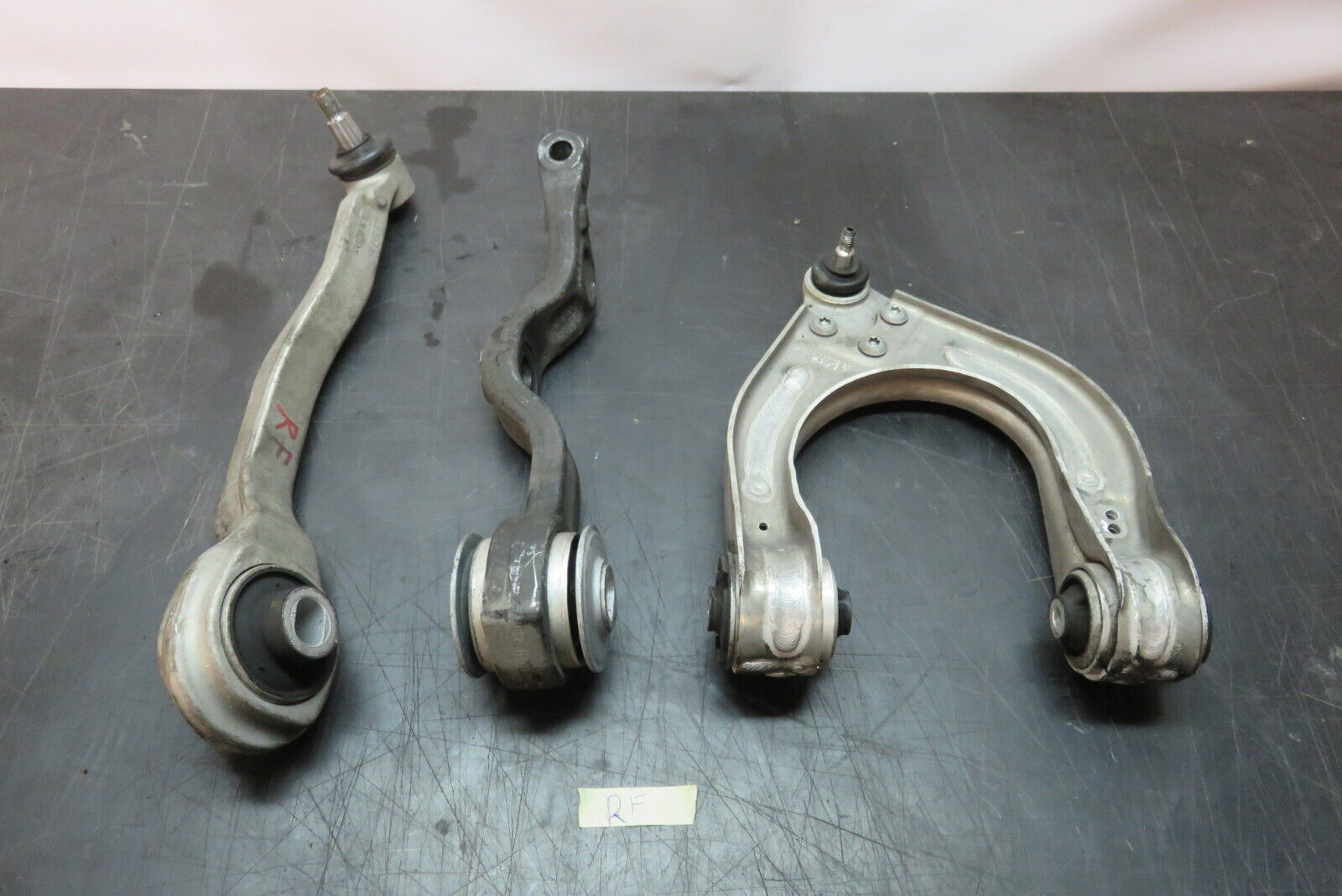 Mercedes R230 SL55 SL500 control arms set, right front - $93.49