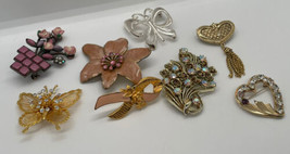 Vintage lot of 1980s pins brooches rhinestones flowers butterfly - £14.90 GBP