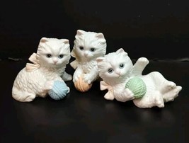Set of 3 Vintage Homco White Persian Cats Kittens with Yarn Figurines #1410 - £11.01 GBP