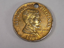 Philippines 1 Piso 1989 Unc Tamaraw Bull,Head Of Jose Rizal Right,Large Legends - £3.09 GBP