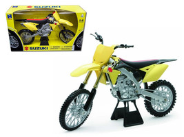 2014 Suzuki RM-Z450 Bike Motorcycle 1/6 Model by New Ray - $66.43