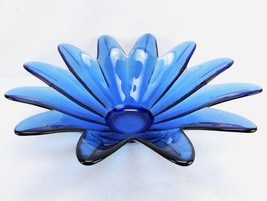Transparent Cobalt Blue Glass 12-Petal Flower Centerpiece Fruit Bowl, Vintage - £46.15 GBP