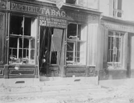 Damaged shops in La Ferte-sous-Jouarre France 1914 World War I 8x10 Photo - £6.96 GBP