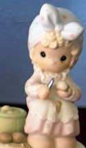 PM952 Always Take Time To Pray Precious Moments Figurine Girl Peeling Po... - $29.99