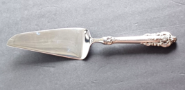 Grande Baroque by Wallace Sterling Silver Pie and Cake Server - $64.35