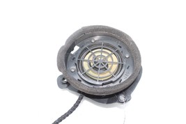 96-02 MERCEDES-BENZ W210 REAR RIGHT PASSENGER SIDE DOOR SPEAKER E5830 image 4