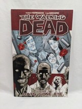 The Walking Dead Volume 1 Days Gone Bye - £7.13 GBP