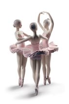 Lladro 01009286 Our Ballet Pose - $1,375.00