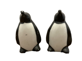 Salt &amp; Pepper Shakers Penguins Black White Ceramic 2.25 Inch Tall Vtg Made Japan - £6.77 GBP