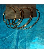 Three vintage pair of beautiful gold hoop earrings - €12,03 EUR
