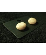 A nice oval-shaped pair of agate earrings, they are light-beige with a b... - £11.73 GBP