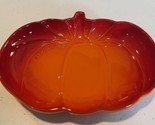 LE CREUSET 9&quot; Medium Pumpkin Dish Stoneware Color Volcanic Orange NIB NEW - £37.35 GBP