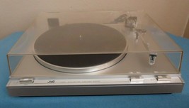 JVC L-A21 Belt Drive Turntable, Made In Japan, See Video ! - $200.00