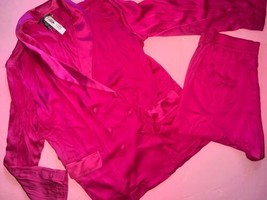 Nwt Victoria&#39;s Secret M Pajamas Shirt+Shorts Hot Pink Buttoned Pj - £134.52 GBP