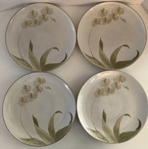 222 Fifth Tranquility Lot of 4 Dinner Plates Stoneware Green Flowers 10 7/8&quot; - £27.15 GBP