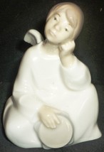 Charming Vintage Nao Lladro Porcelain Figurine Angel Thinking With Tambourine - £49.85 GBP