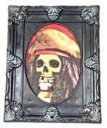 Gemmy Haunted Pirate Wall Plaque W/ Talking, Eyes Pop Out &amp; Sticks Tongu... - $704.29 MXN