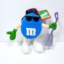 M&amp;M&#39;s Chocolate Candy Blue Shoveling Snow Plush Stuffed Animal M And M 9in - €17,11 EUR