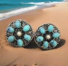 Vtg Earrings Faux Turquoise Pearl Cluster Silver Tone Clip-On Estate Jewelry  - £11.78 GBP