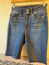 Judy Blue High Waisted Medium Wash Long Shorts &quot;Boot Cut&quot; SZ 3/26 NWOT - $58.41