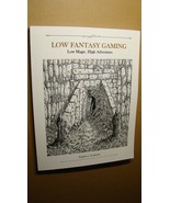 DUNGEONS DRAGONS - LOW FANTASY GAMING *VF/NM 9.0* OLD SCHOOL MONSTER MANUAL - $312.46 MXN