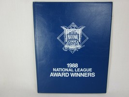 1988 NATIONAL LEAGUE AWARD WINNERS PHOTO ALBUM Major League Baseball 5 P... - $14.84