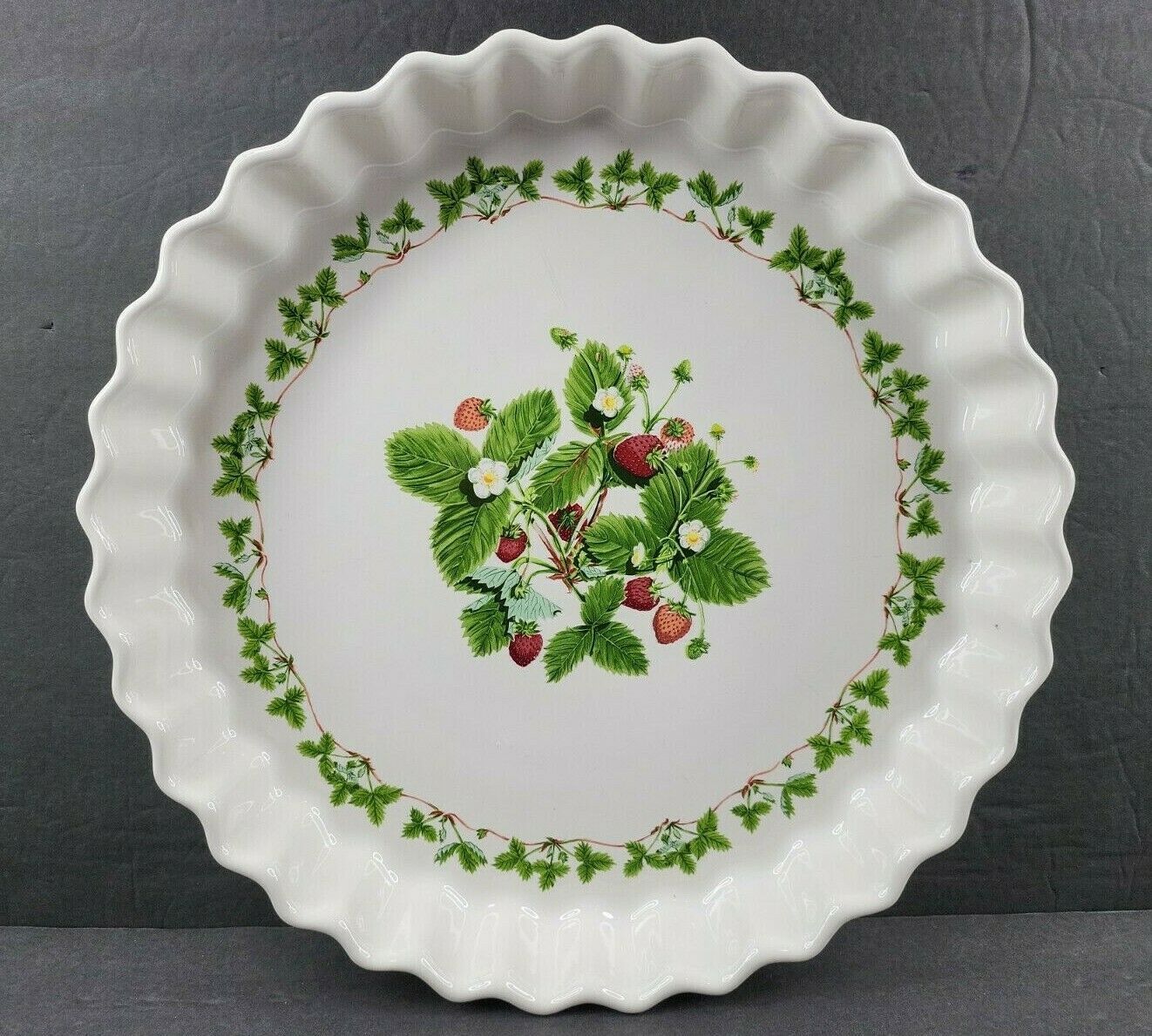 Primary image for Portmeirion Summer Strawberries Quiche Vintage 11" Pan Pie Baker Dish England