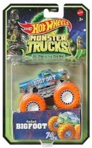 Hot Wheels Monster Trucks Glow in The Dark 1:64 Scale Trucks (Hotweiler) - £10.21 GBP