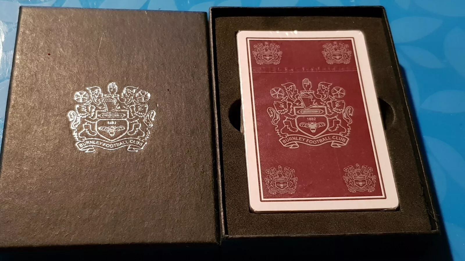 Old edition BURNLEY FOOTBALL CLUB 1882 playing cards + - $754.49 MXN