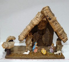 Christmas Nativity Jesus Mary Joseph Stable Lambs Vintage Wooden Stable - £108.37 GBP