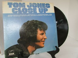 Close Up Tom Jones Parrot 71055 Record Album - £4.34 GBP