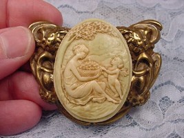 (CM56-7) WOMAN Basket Cherub green oval CAMEO brass Pin Pendant Jewelry Necklace - £27.95 GBP