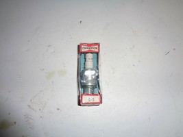 Champion L-5 Spark Plug Vintage - $167.93 MXN